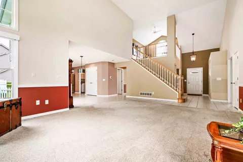Living - 3708 Rave Rd, Bloomington, IL 61704 photo 4 of 11