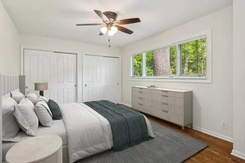 Bedroom - 1121 N River Rd, Algonquin, IL 60102 photo 3 of 4