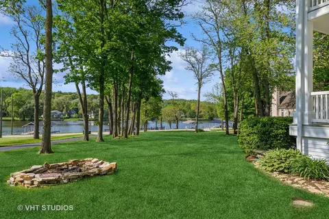 Exterior - 1121 N River Rd, Algonquin, IL 60102 photo 15 of 15