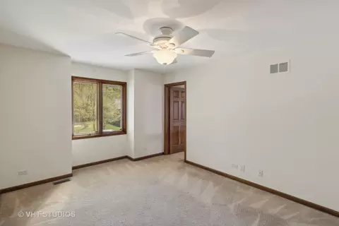 4460 Williamsburg Ct, Rolling Meadows, IL 60008 photo 18