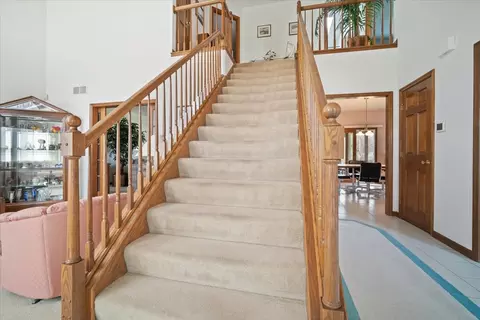 Entry Way - 6 Milton Ln, Bloomington, IL 61704 photo 4 of 6