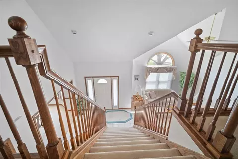Entry Way - 6 Milton Ln, Bloomington, IL 61704 photo 6 of 6