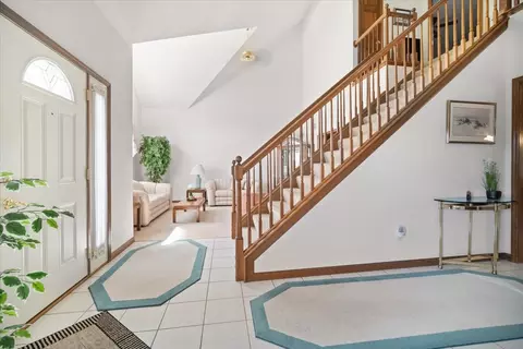 Entry Way - 6 Milton Ln, Bloomington, IL 61704 photo 1 of 6