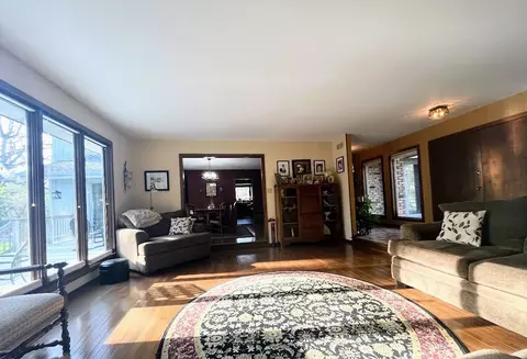 Living - 17 Danube Way, Olympia Fields, IL 60461 photo 4 of 7