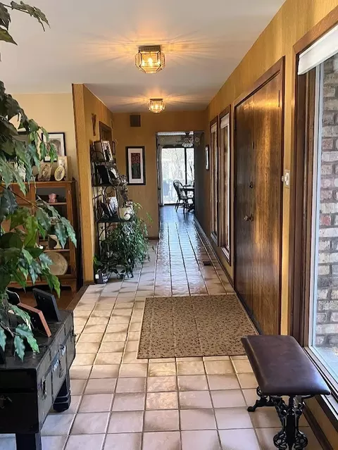 Entry Way - 17 Danube Way, Olympia Fields, IL 60461 photo 1 of 2