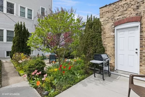 Undisclosed, Chicago, IL 60657 photo 34