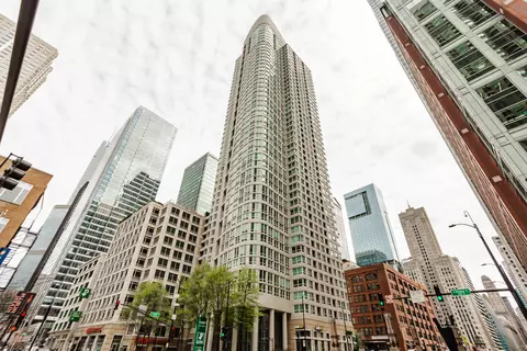 345 N Lasalle St #2907, Chicago, IL 60654