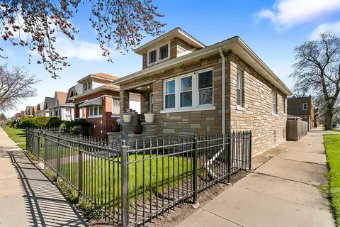 4959 W Hirsch St, Chicago, IL 60651