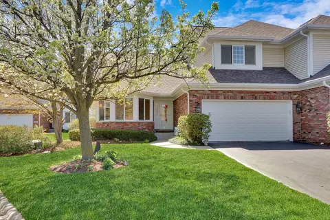 17549 W Windhaven Ct, Grayslake, IL 60030
