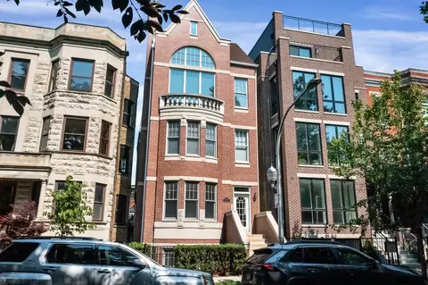 3535 N Fremont St #2, Chicago, IL 60657