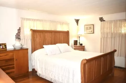 Bedroom - 501 E 9th St, Rock Falls, IL 61071 photo 1 of 5