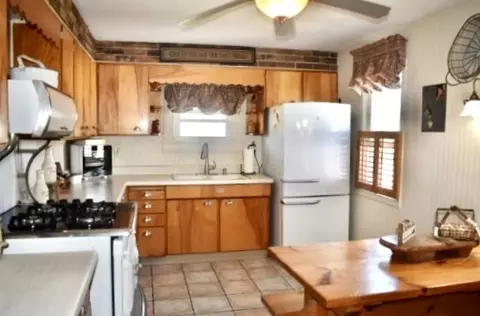 Kitchen - 501 E 9th St, Rock Falls, IL 61071 photo 1 of 2