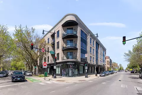 3808 N Lincoln Ave #405, Chicago, IL 60613