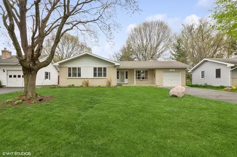 49 W Amber Ave, Cortland, IL 60112