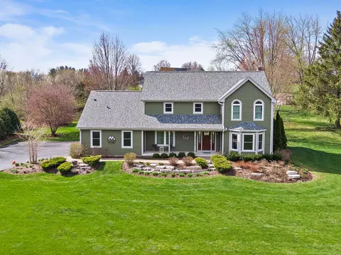 39 W269 Hogan Hill Rd, Elgin, IL 60124