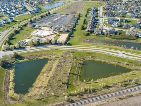 View/Area - 16018 S Selfridge Cir, Plainfield, IL 60586 photo 5 of 8