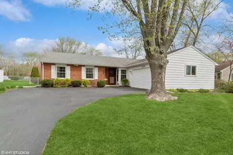 1010 W Maude Ave, Arlington Heights, IL 60004