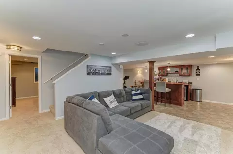 Living - 13125 Cinnamon Cir, Plainfield, IL 60585 photo 8 of 10