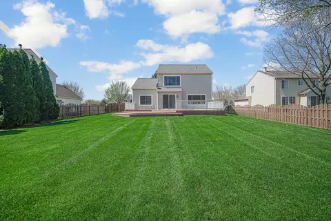 Exterior - 481 Rose Ln, Bartlett, IL 60103 photo 12 of 13