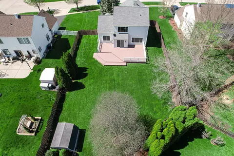 Exterior - 481 Rose Ln, Bartlett, IL 60103 photo 8 of 13