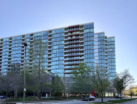 800 Elgin Rd #1520, Evanston, IL 60201
