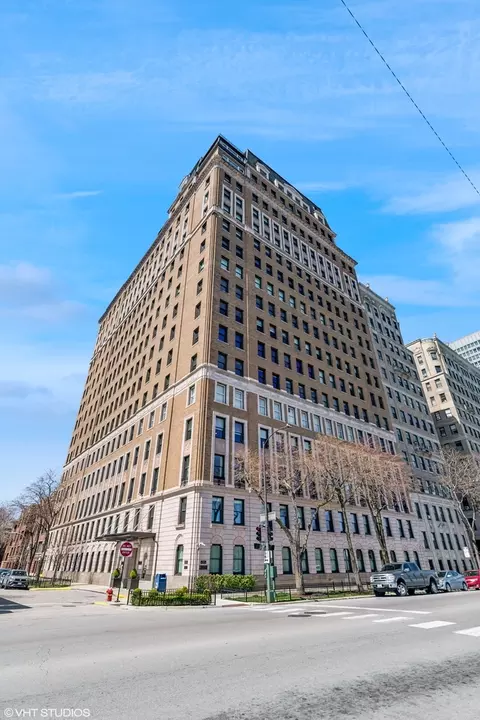 3500 N Lake Shore Dr #17PH, Chicago, IL 60657