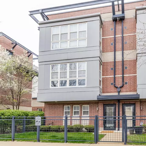 2325 S Wabash Ave, Chicago, IL 60616