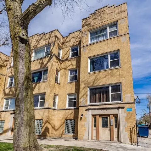 3818 W Ainslie St #1, Chicago, IL 60625