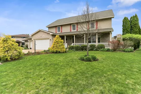 3001 Weeping Cherry Dr, Champaign, IL 61822