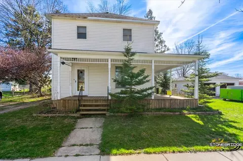 444 Freeman St, Genoa City, WI 53128