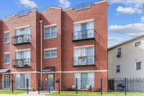 3423 W School St #3423, Chicago, IL 60618