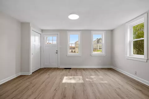 Entry Way - 117 E 11th St, Lockport, IL 60441 photo 1 of 1