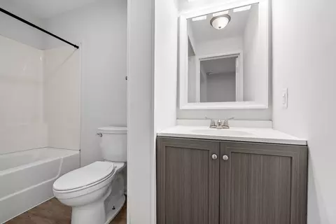 Bath - 117 E 11th St, Lockport, IL 60441 photo 1 of 1