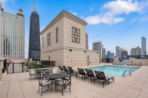 Exterior - 10 E Delaware Pl #20D, Chicago, IL 60611 photo 4 of 5