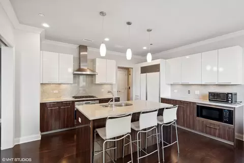 Kitchen - 10 E Delaware Pl #20D, Chicago, IL 60611 photo 1 of 4