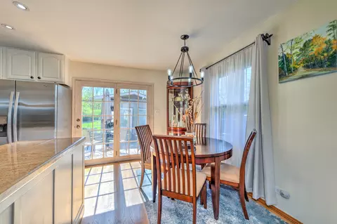 Dining - 1560 Manhatas Trl, Algonquin, IL 60102 photo 1 of 2