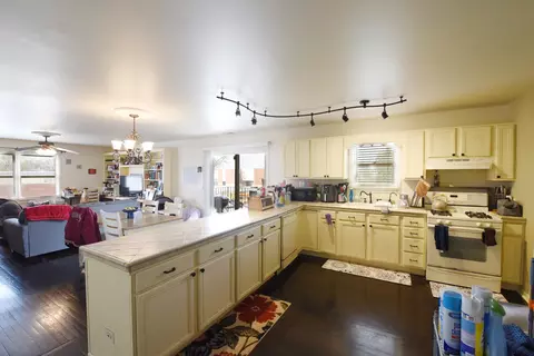 Kitchen - 4325 Prescott Ave, Lyons, IL 60534 photo 6 of 7