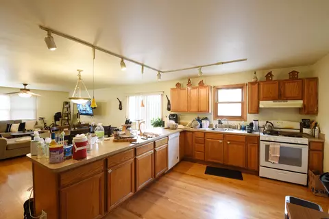 Kitchen - 4325 Prescott Ave, Lyons, IL 60534 photo 3 of 7
