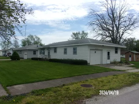 800 E Frederick St, Milford, IL 60953