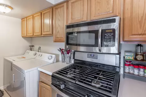 1882 Carnation Ct #D, Aurora, IL 60506 photo 8