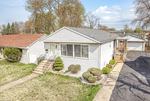5322 W 91st St, Oak Lawn, IL 60453