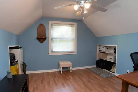 Bedroom - 277 E Golf Rd, Des Plaines, IL 60016 photo 3 of 7