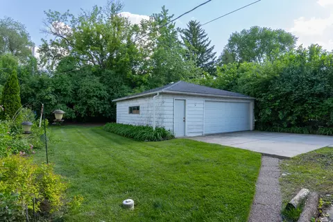 Exterior - 277 E Golf Rd, Des Plaines, IL 60016 photo 5 of 6