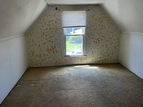 Bedroom - 613 S Darst St, Eureka, IL 61530 photo 2 of 4