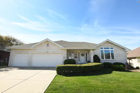 11609 Hidden Valley Cv, Orland Park, IL 60467