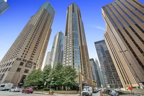 222 N Columbus Dr #2708, Chicago, IL 60601