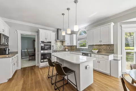 Kitchen - 1526 Maria Ct, Wheaton, IL 60187 photo 3 of 4