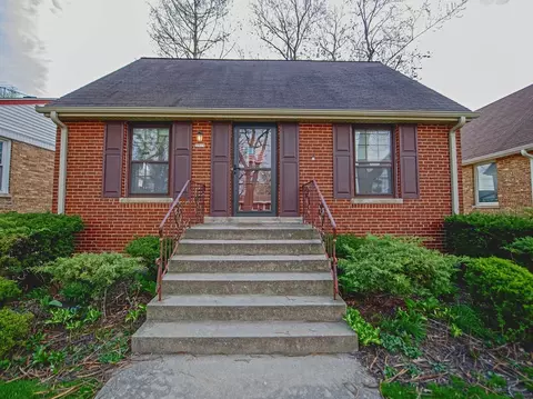 3315 Edgington St, Franklin Park, IL 60131