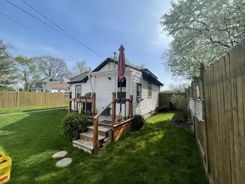 Exterior - 445 S Winfield Ave, Kankakee, IL 60901 photo 8 of 11