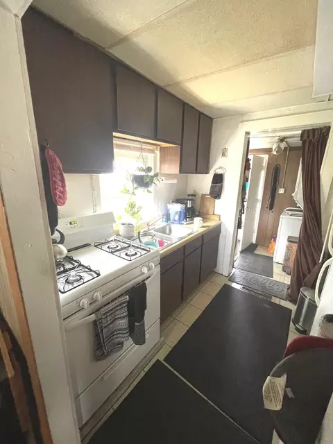 Kitchen - 445 S Winfield Ave, Kankakee, IL 60901 photo 5 of 5